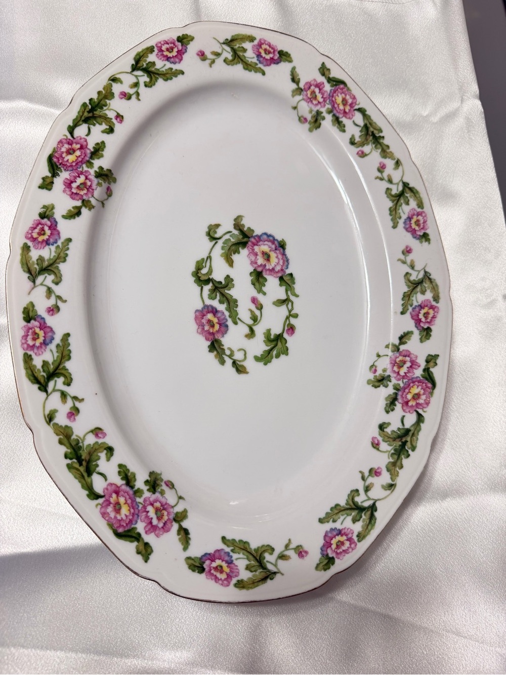 Gloria Made in Japan Pink Floral 14” Oval Serving Platter Scalloped Edge